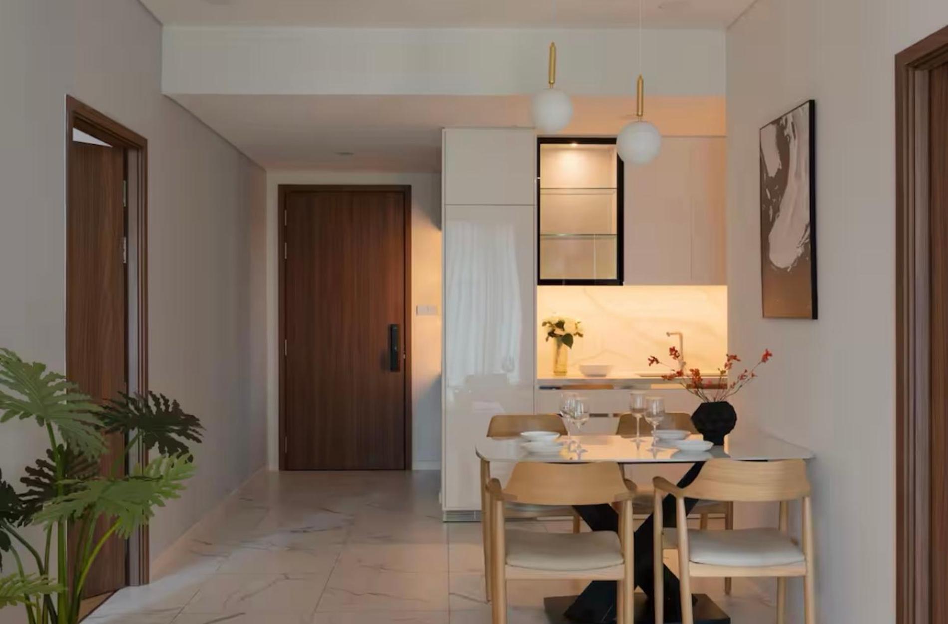 Apartment Metropole Hall River & Views Right In Heart Of The Ho Chi Minh City