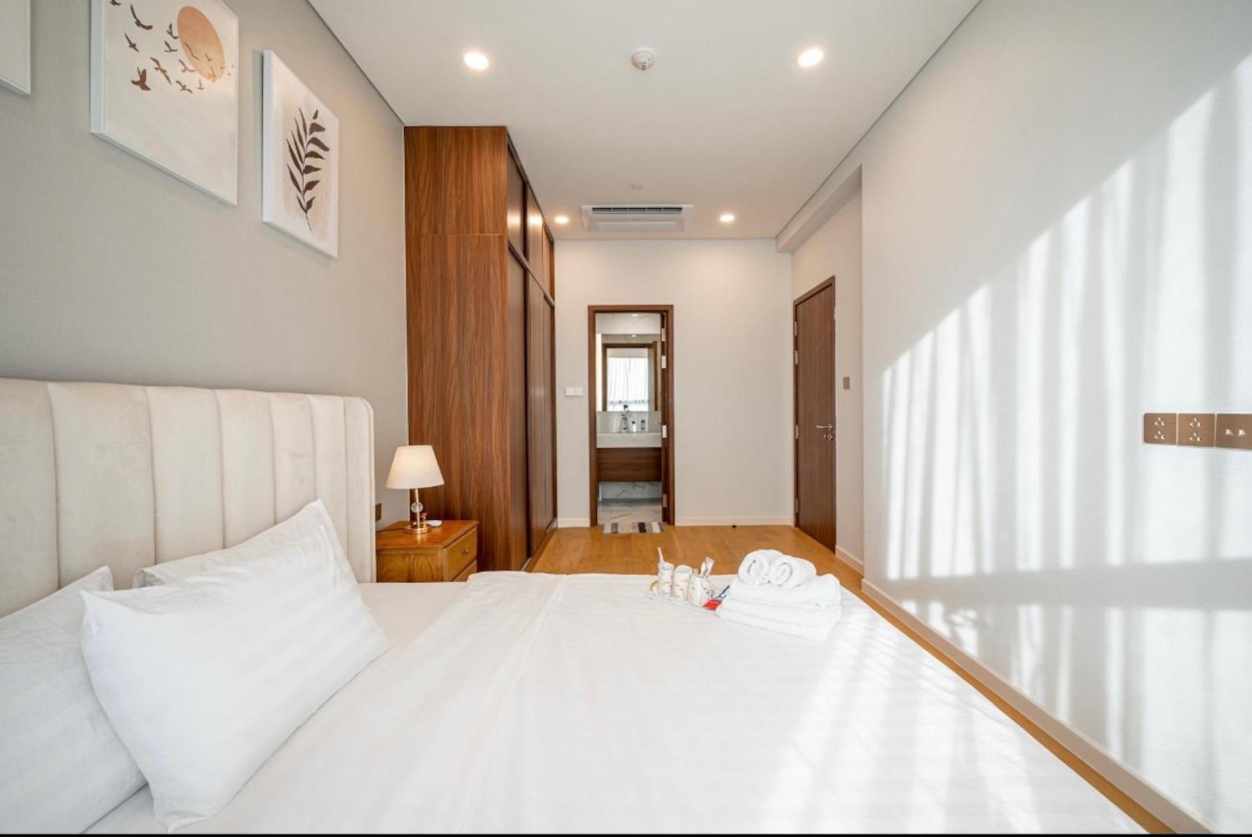 Metropole Hall River & Views Right In Heart Of The * TP. Hồ Chí Minh