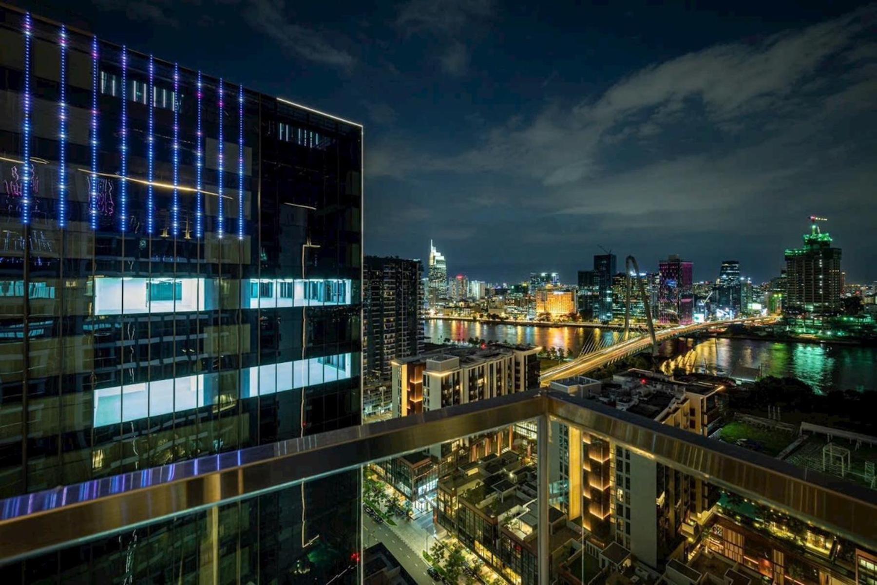 Căn hộ Metropole Hall River & Views Right In Heart Of The TP. Hồ Chí Minh