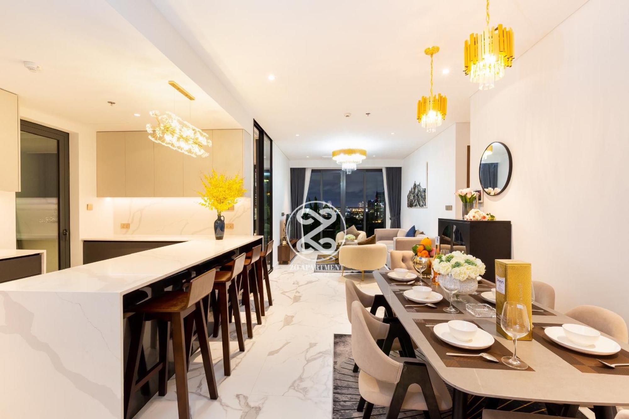 Căn hộ Metropole Hall River & Views Right In Heart Of The