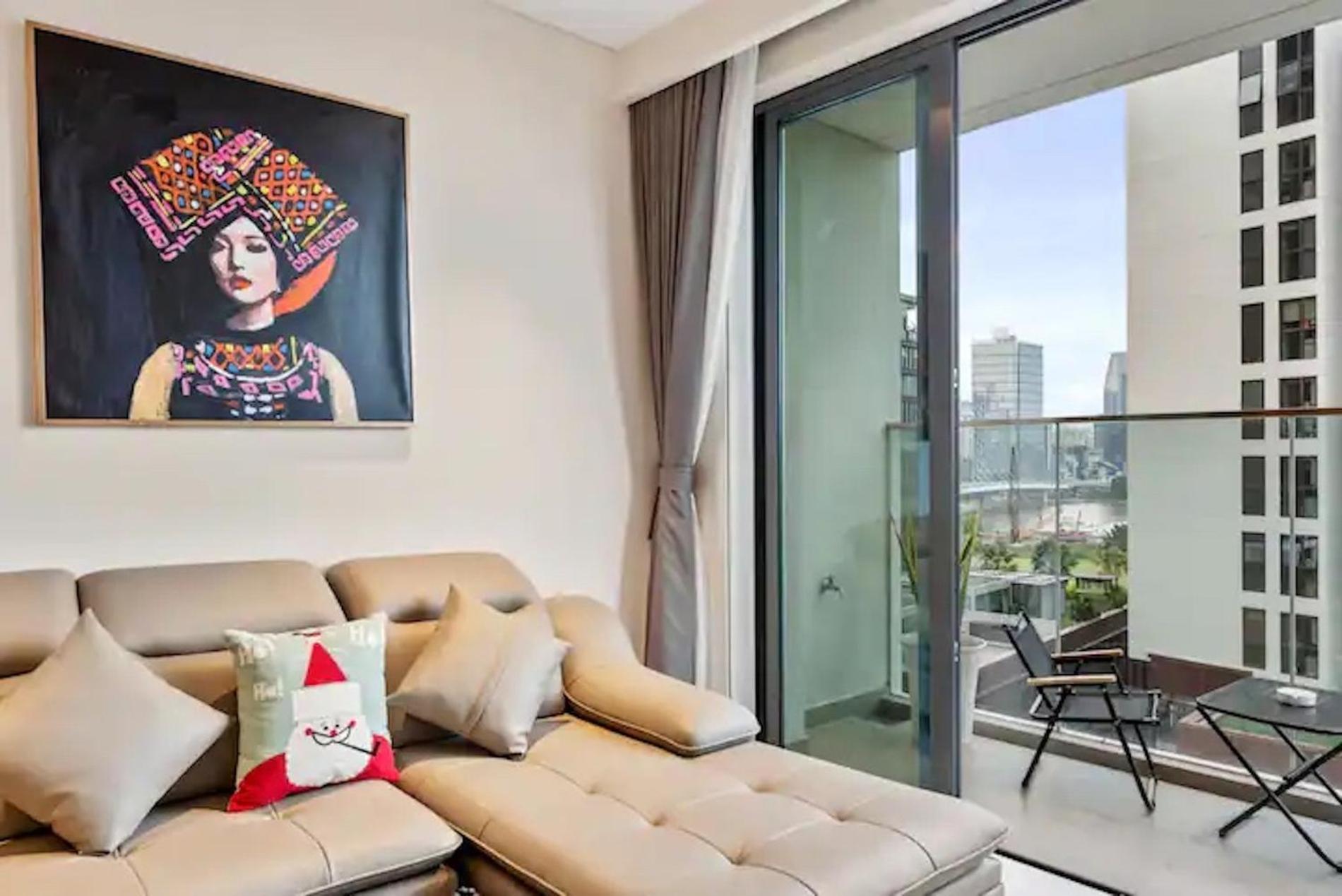Căn hộ Metropole Hall River & Views Right In Heart Of The *