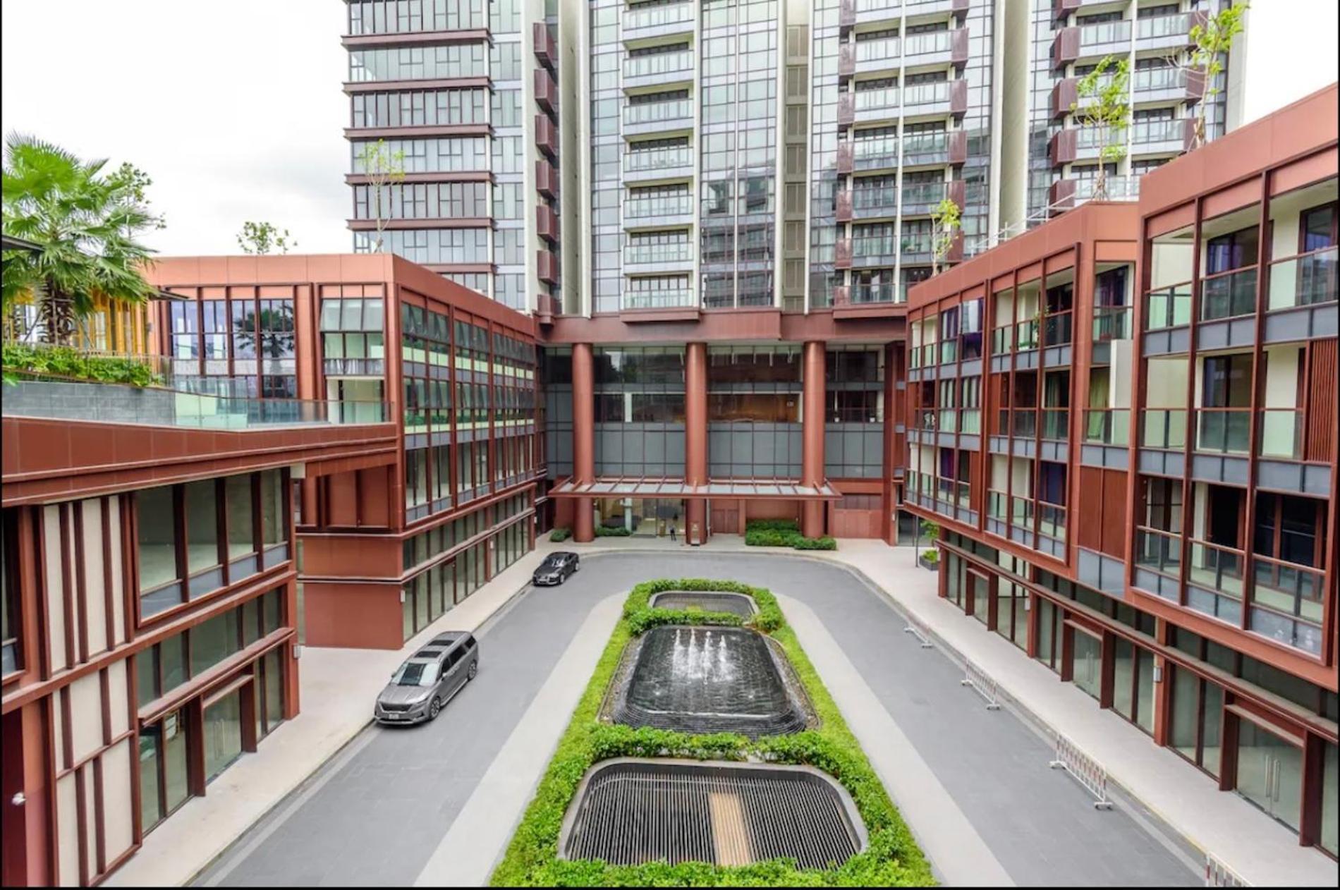 Metropole Hall River & Views Right In Heart Of The Căn hộ TP. Hồ Chí Minh